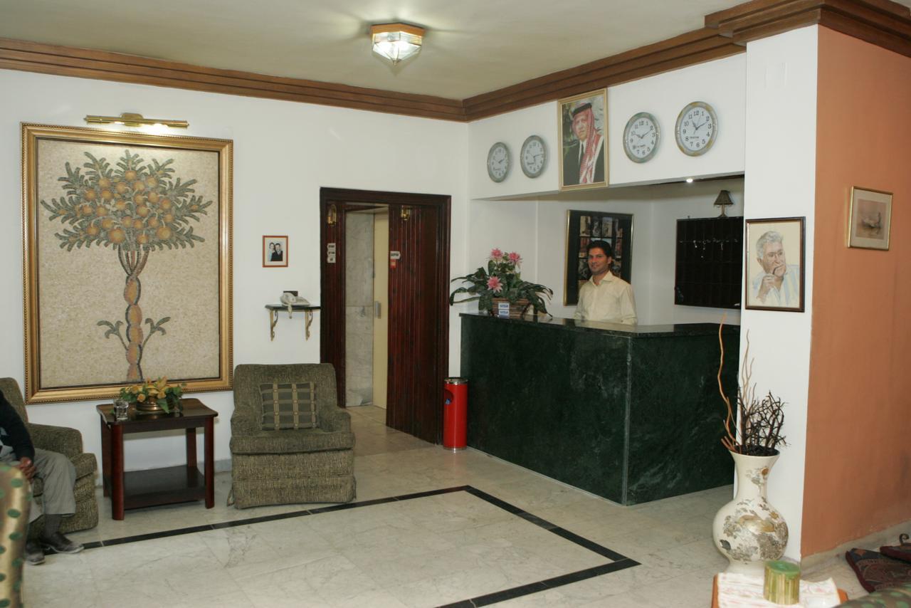 Dove Hotel Amman Exterior photo